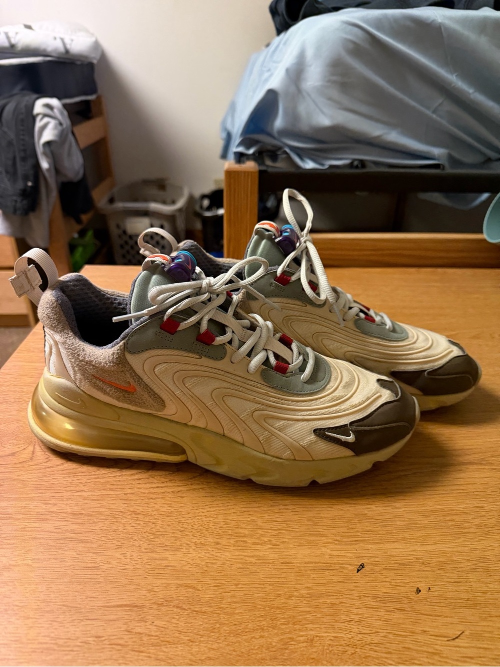 Nike Air Max 270 React ENG X Travis Scott Cactus Trails